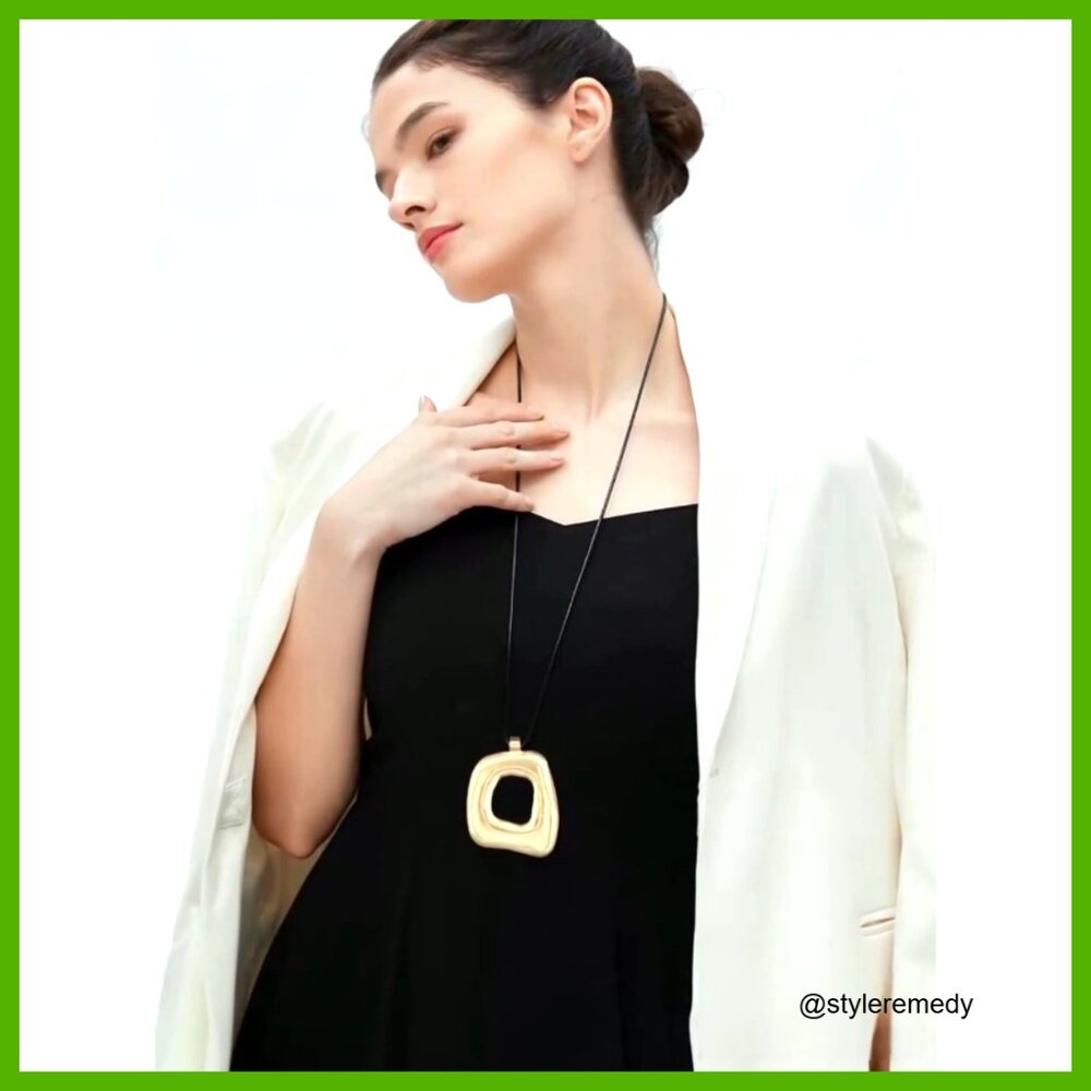 Chunky Bohemian Leather Choker Necklace, Adjustable Cord, Silver Pendant, 31.5 - Picture 7 of 7